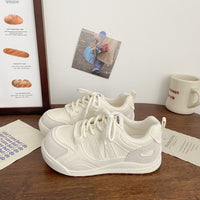 Damen Sportliche Sneakers mit ergonomischem Fußbett und atmungsaktiver Oberflächenstruktur – Weiß