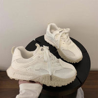 Damen Sportliche Sneakers mit atmungsaktivem Mesh-Obermaterial und dämpfender Sohle – Weiß