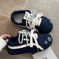 Damen Sportliche Freizeit Sneakers mit pfotenmotivierter Verzierung – Blau