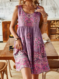 Damen Freizeitkleid mit verstellbaren Trägern und verspieltem Muster – Lila