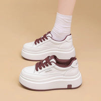 Damen Sportliche Plateausneaker mit ergonomischer Dämpfung und modernem Design – Rot