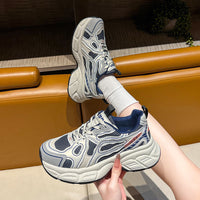 Damen Sportliche Lauf- und Freizeit-Sneaker mit atmungsaktiven Mesh-Einsätzen und dämpfender Sohle – Blau