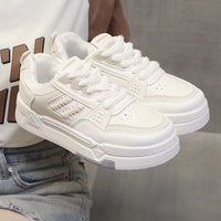 Damen Sportliche Sneaker mit atmungsaktiver Mesh-Konstruktion und trendiger Außensohle – Cremeweiß