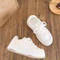 Damen Sportliche Plateau-Sneaker mit atmungsaktiver Mesh-Oberfläche und modischem Design – Cremeweiß