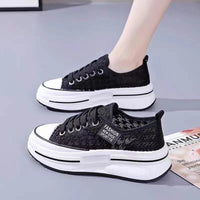 Damen Modische Plateau-Sneaker mit eleganter Textur und atmungsaktiver Oberflächenstruktur – Schwarz