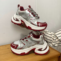 Damen Sportliche Chunky Sneakers mit dämpfender Sohle und reflektierenden Akzenten – Rot