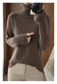 Prisca | Eleganter Rollkragenpullover – Braun