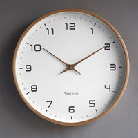 NordicWood Uhr | Runde Wanduhr aus Holz mit sommerlichem Design – Braun