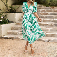Sandrine - V-Ausschnitt Midikleid – Hellgrün