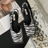 Elegante Sandalen mit quadrater Zehe für Damen - Lea – Zebra