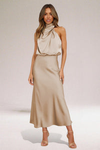 Nina – Elegantes Halterneck-Kleid – Beige