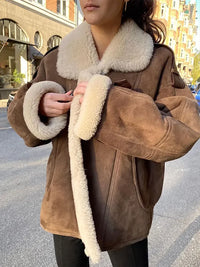 Kyliee | Dicke Damen Jacke aus Lammwolle und Leder – Braun