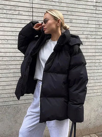 Zavinya | Daunenjacke – Schwarz