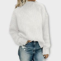 Svea | Kuscheliger Wandelbarer Strickpullover – Weiß
