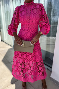 Sanya - Elegantes Spitzenhäkel-Maxikleid – Rosenrot