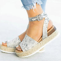 Anne Wedge - Flache Sandalen – Schlange