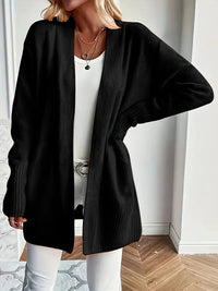 Litaronie | Entspannter Langarmpullover mit praktischer Tasche – Schwarz