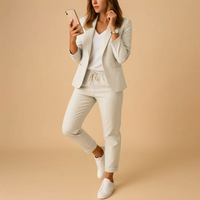 Aletha - Eleganter Damenblazer mit Hose – Creme