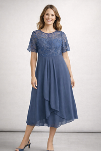 Beatrice | Zartes Spitzen Chiffon Midikleid – Blau