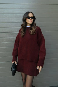 Set aus übergroßem Strickpullover und Minirock für Damen – Rot
