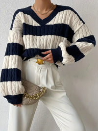 Clivana | Eleganter Pullover mit V-Ausschnitt und Zopfmuster in Farbblock-Optik – Mehrfarbig