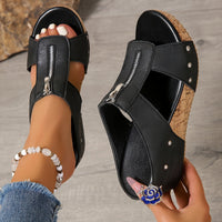 Katharina | Damen Bequeme Sandalen Keilabsatz Kork Plateau Offene Zehe Reißverschluss – Schwarz