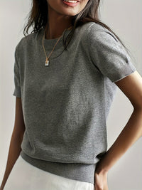 Nora | Damen Kurzarm Rundhals Knit Sweater Top Lockere Passform – Grau