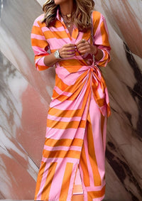 Annika | Damen Langarmkleid gestreiftes Wickelkleid mit V-Ausschnitt – Orange/Rosa
