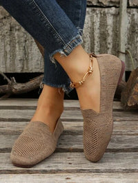Damen Loafer mit perforierter Oberfläche und quadratischem Zehenbereich – Khaki
