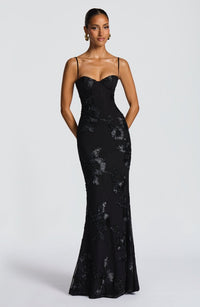Damen Maxikleid mit Herzausschnitt und Spaghettiträgern mit Schnürung am Rücken und Blumenapplikationen – Schwarz