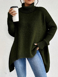 Greta | Damen Oversized Turtleneck Sweater mit geripptem Rollkragen und verlängertem Saum – Kieferngrün
