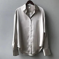Heidi-Mode | Elegante Lose Satinbluse – Grau
