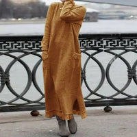 SVEA - LANGES STRICKKLEID IM LOCKEREN SCHNITT – Orange