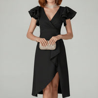 Clara | Elegantes Mother-of-the-Bride-Kleid mit Rüschenärmeln Wickelschnitt – Klassisches Schwarz