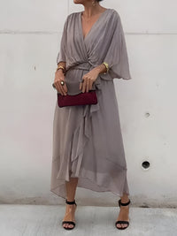 Monica™ | Luftiges Sommerkleid aus Chiffon mit tiefer V-Linie – Grau (Fast ausverkauft)
