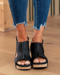 Keilsandaletten für Damen - Trendige Bequeme Sommersandalen mit Korksohle für heiße Tage – Schwarz