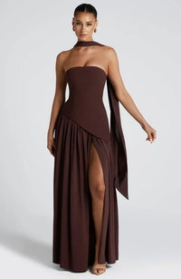 Rynellea - Elegantes trägerloses Abendkleid – Braun Lila