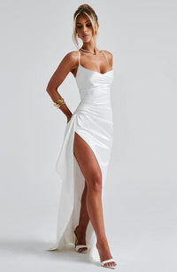 Sandra | Damen Langes Satin Abendkleid – Weiß