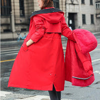 Frostra™ - Damen Winterjacke mit Kapuze und Weichem Kragen – Rot