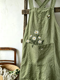 Damen-Schürze aus Leinen im Vintage-Stil mit Gänseblümchen- und Bienendruck sowie aufgesetzter Tasche – Grün