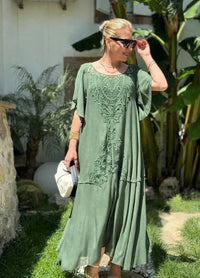 Bettina - Besticktes Kleid – Grün